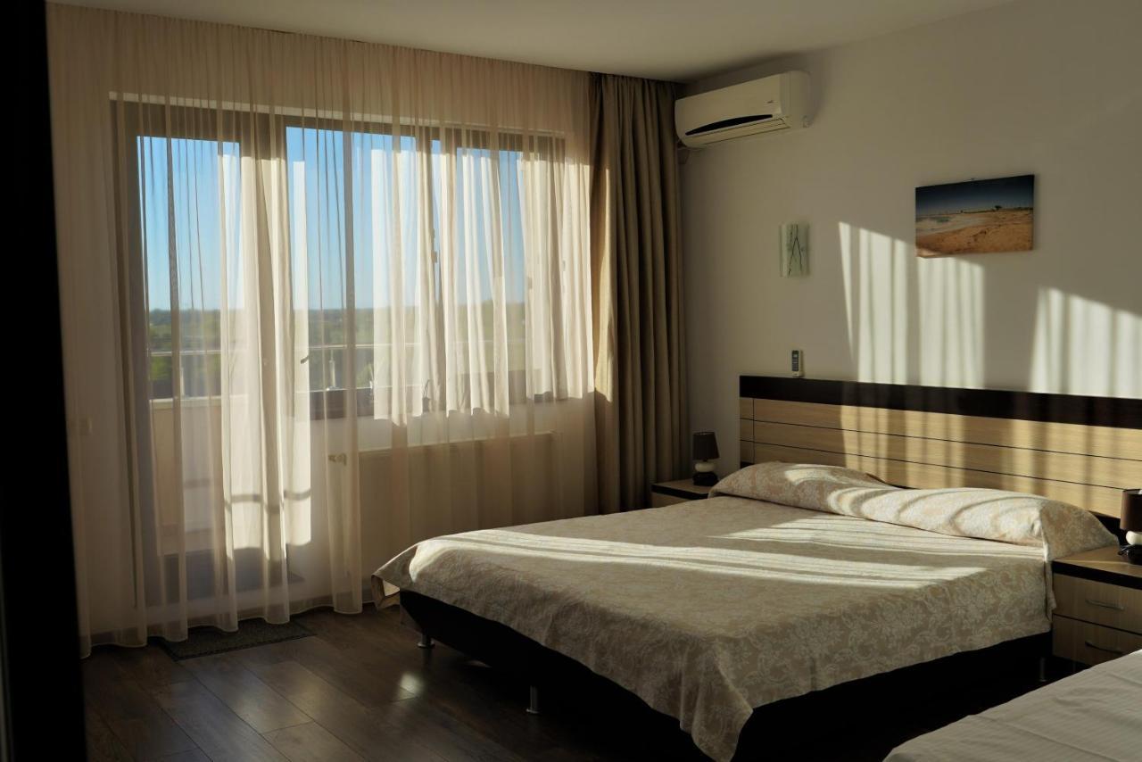 Indeep Club Hotel Cumpana  Bagian luar foto