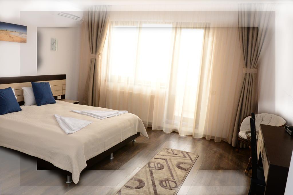 Indeep Club Hotel Cumpana  Bagian luar foto