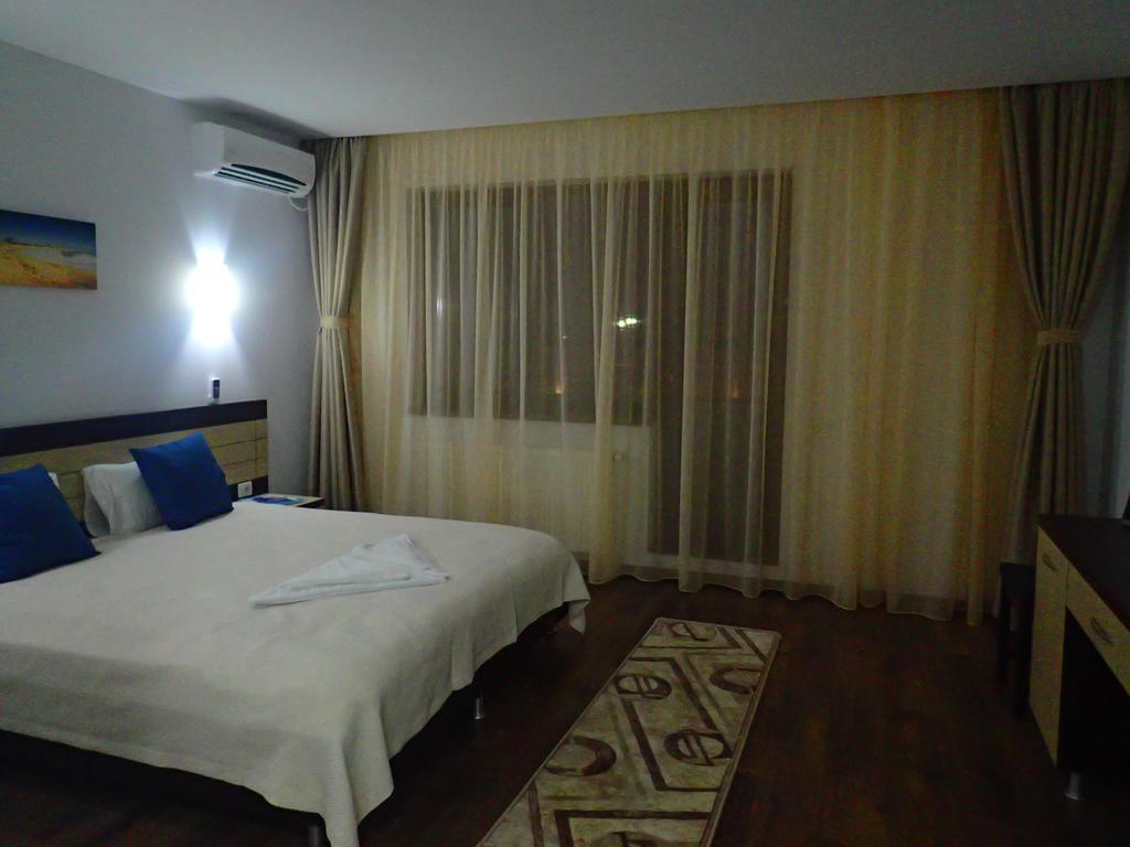 Indeep Club Hotel Cumpana  Bagian luar foto