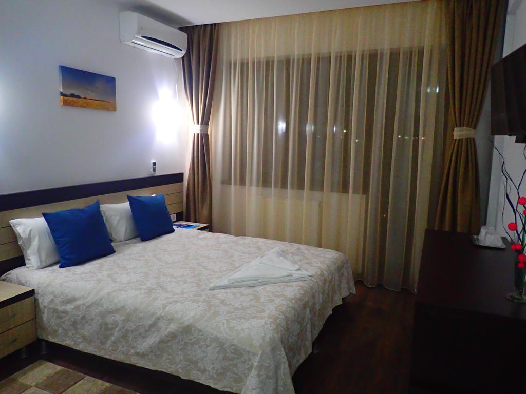 Indeep Club Hotel Cumpana  Bagian luar foto