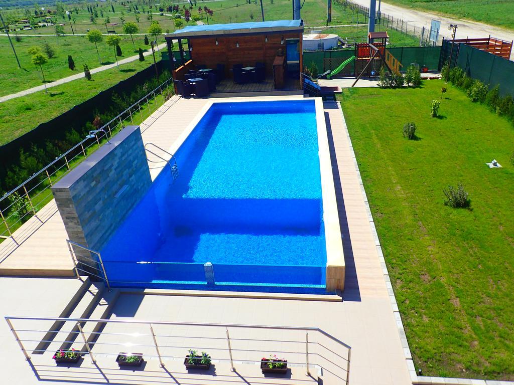 Indeep Club Hotel Cumpana  Bagian luar foto
