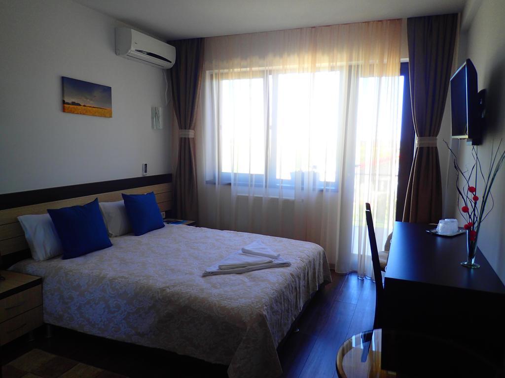 Indeep Club Hotel Cumpana  Bagian luar foto